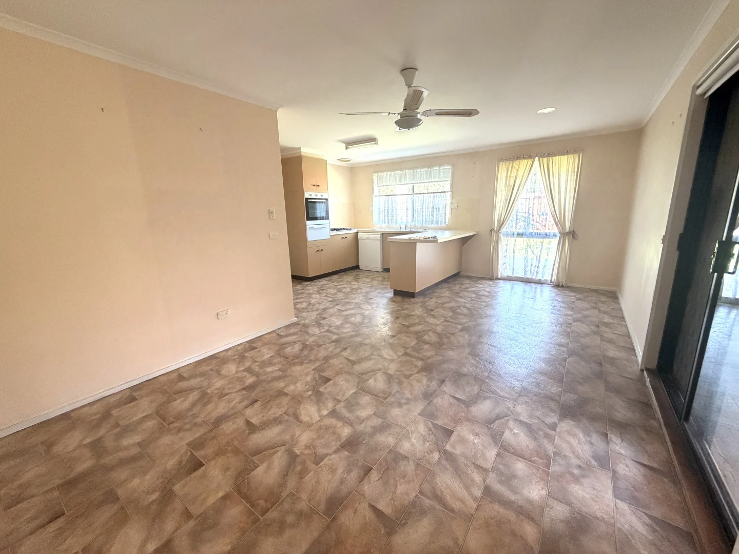 Additional image 4 of 18 Arleon Crescent, Cranbourne VIC 3977