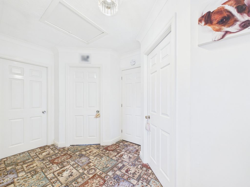 Additional image 4 of 3 bed flat for saleGarbutt Close, Hull HU12