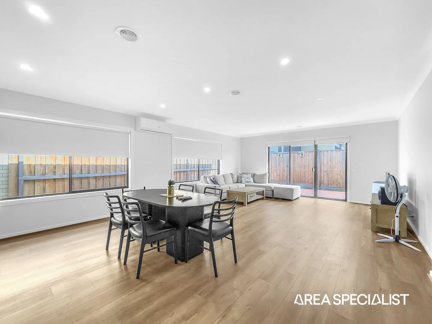 Additional image 3 of 11 Basilico Street, Clyde VIC 3978