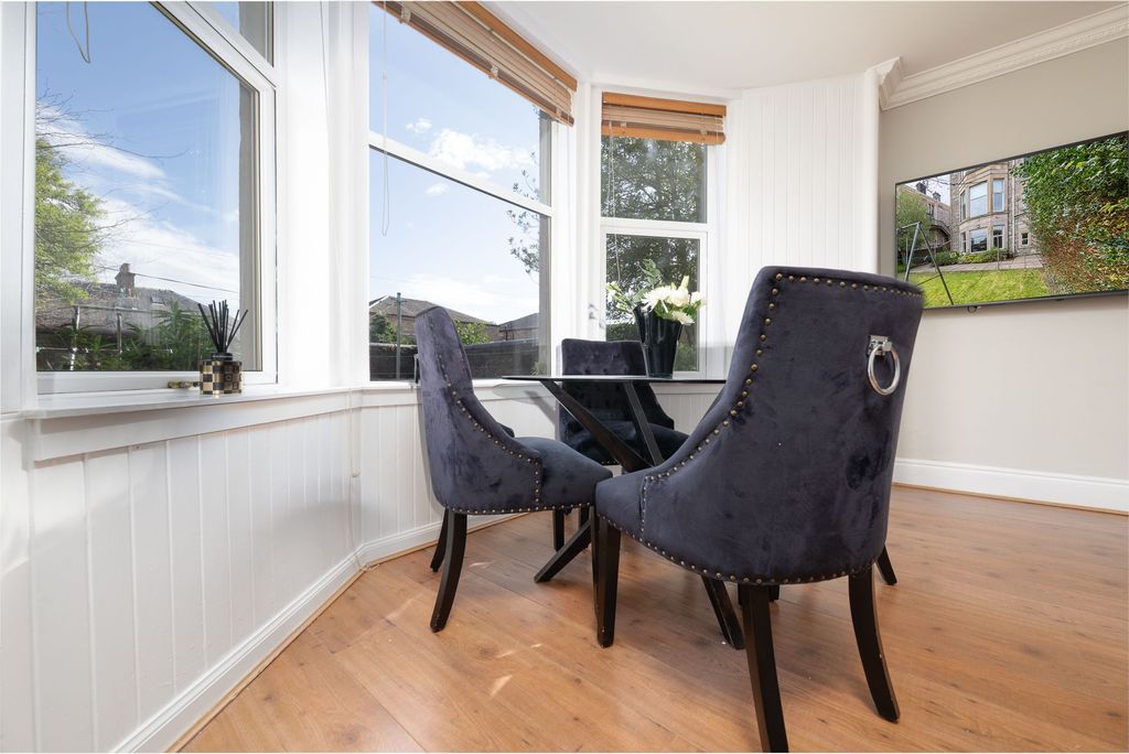 Additional image 8 of 3 bed flat for saleFinnart Street, Greenock PA16