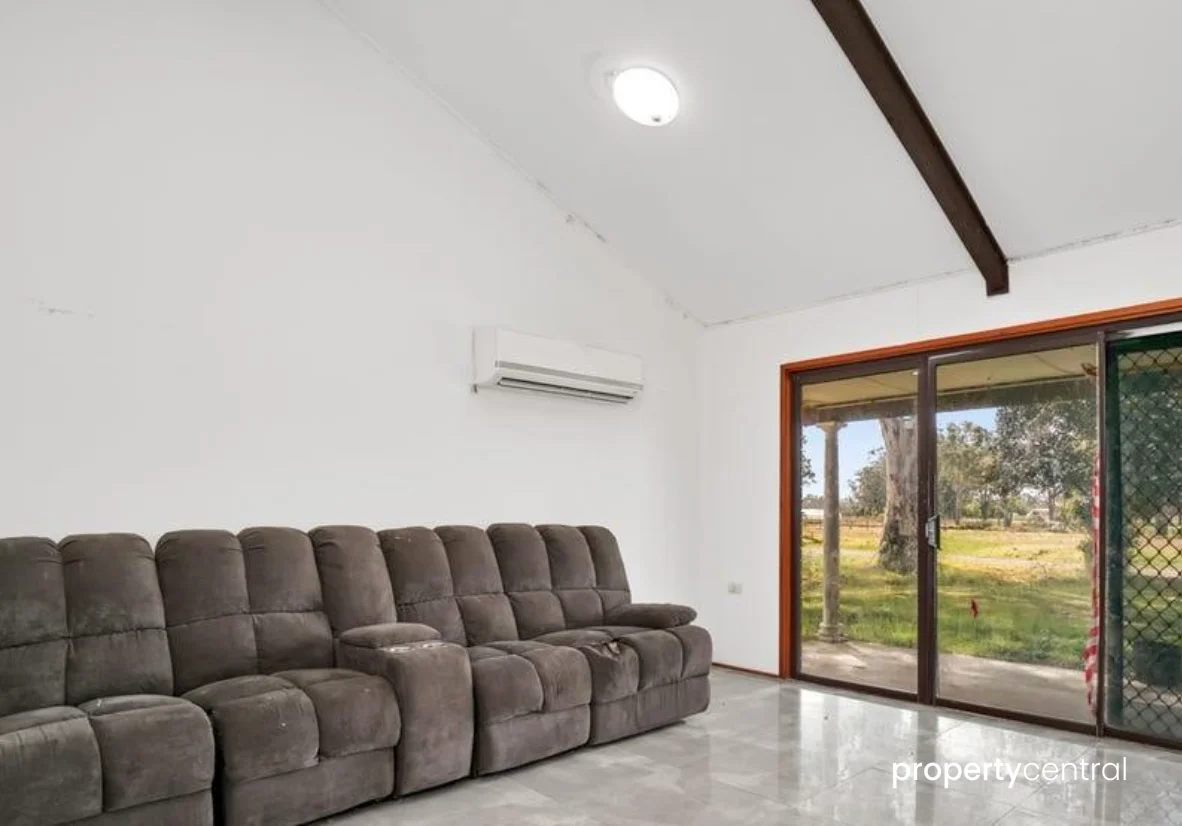 Additional image 3 of 328 Eighth Ave, Llandilo NSW 2747