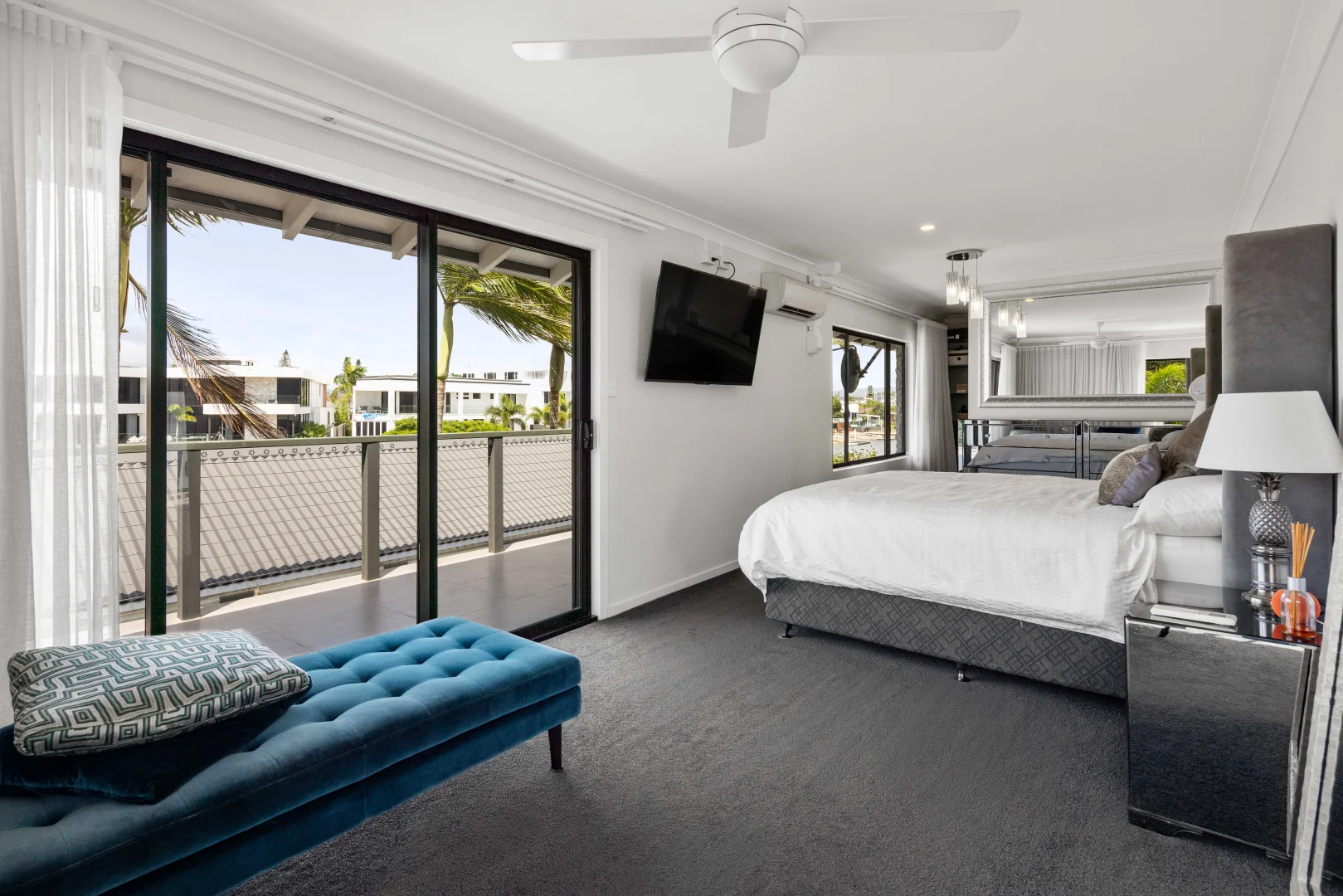 Additional image 13 of 2 Merrimac Boulevard, Broadbeach Waters QLD 4218