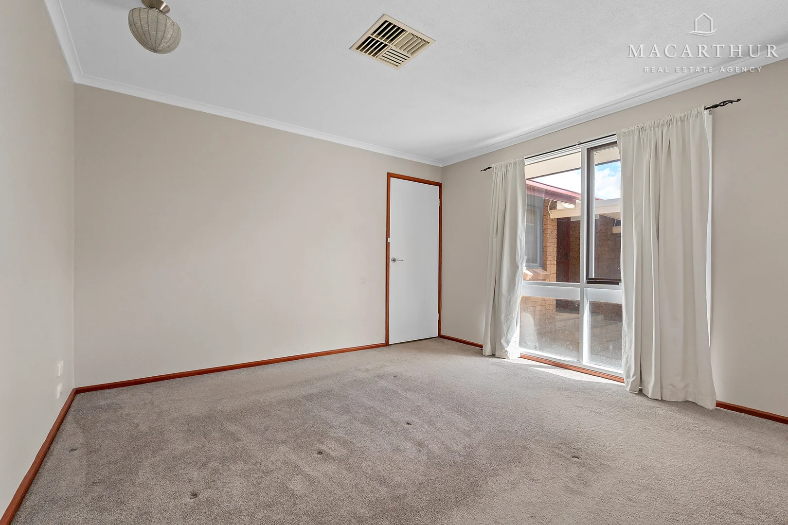 Additional image 5 of 6 Telopea Crescent, Lake Albert NSW 2650