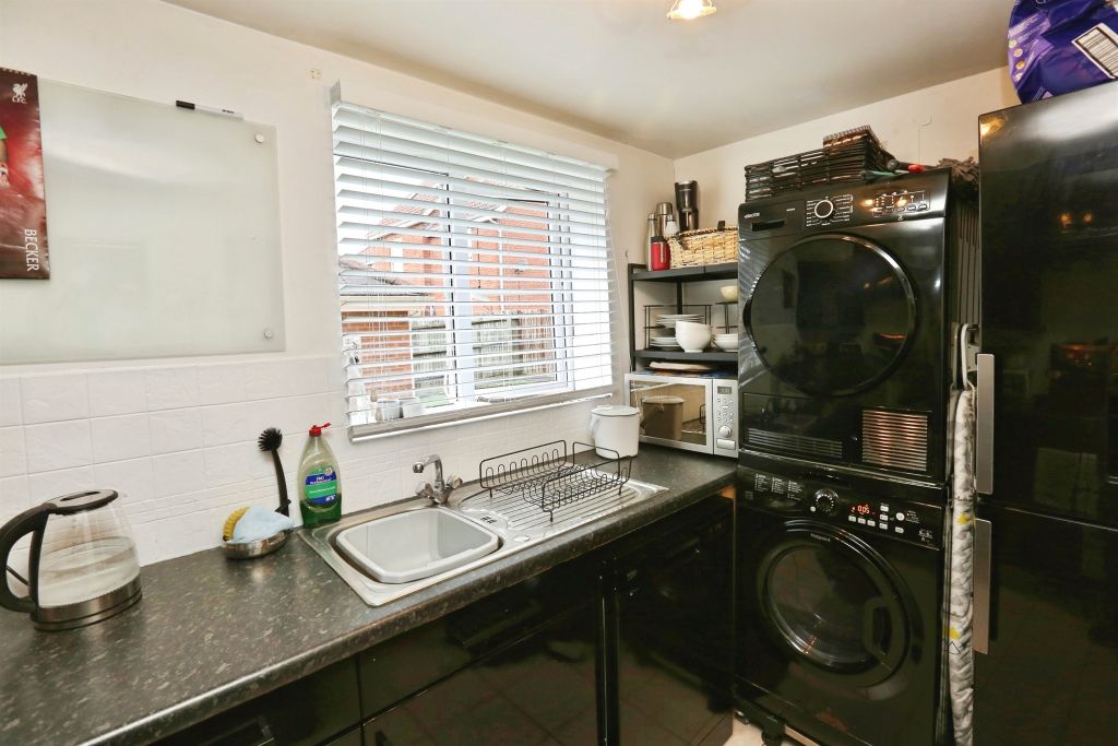 Additional image 10 of 2 bed flat for saleFawn Crescent, Hedge End, Southampton SO30