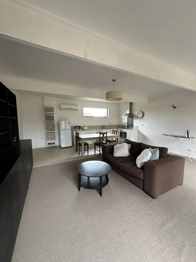 Additional image 4 of 2/270 Gray Street, Hamilton VIC 3300