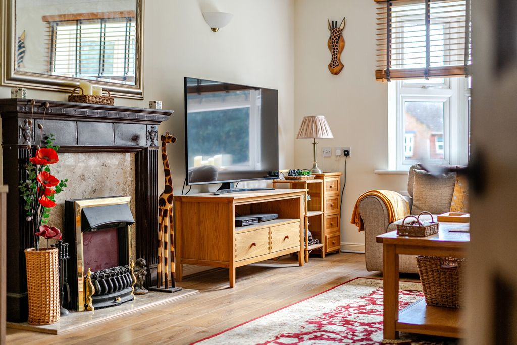 Additional image 8 of 2 bed flat for saleFairlawn, Hall Place Drive, Weybridge KT13