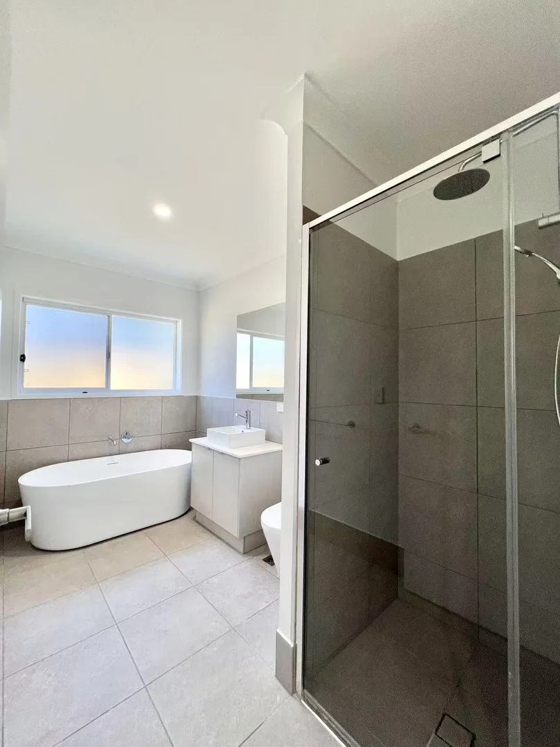 Additional image 8 of 80 Redcomb Drive, Park Ridge QLD 4125