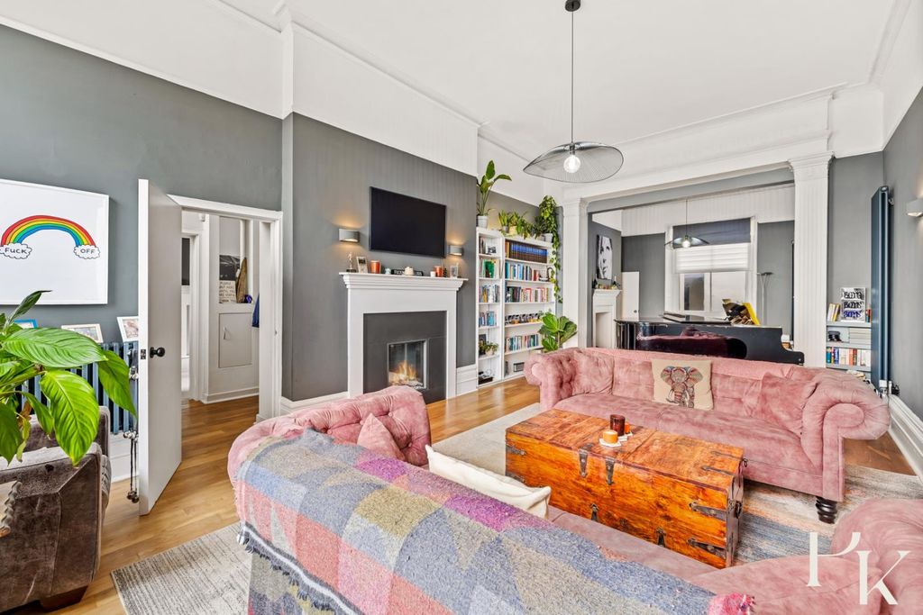 Additional image 10 of 2 bed flat for saleBrunswick Terrace, Hove BN3