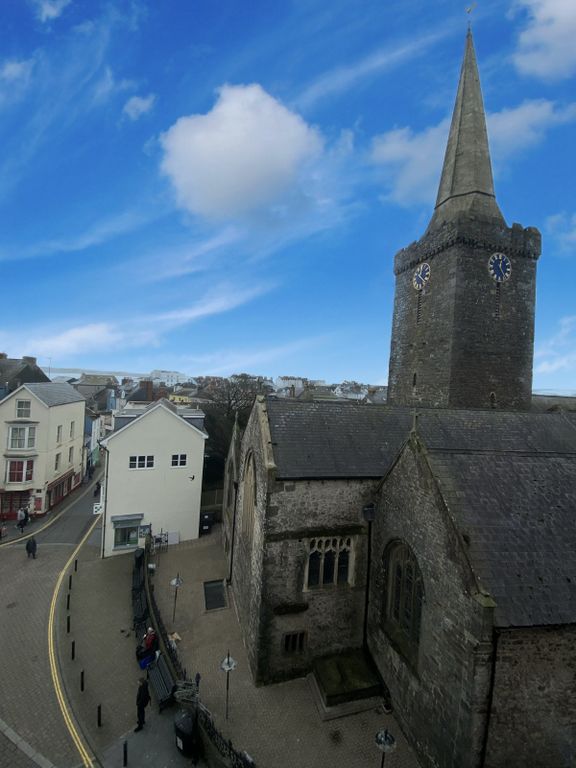 Additional image 11 of 1 bed flat for saleFlat 7 Northcliffe House, High Street, Tenby, Pembrokeshire SA70