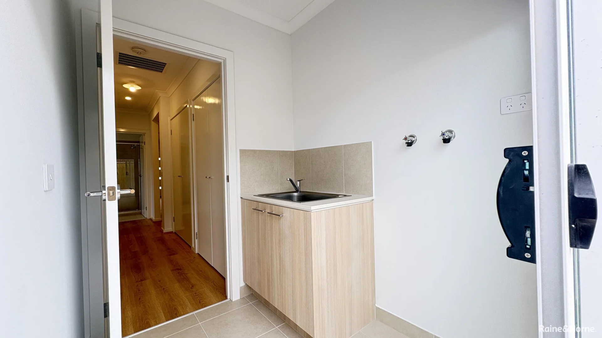 Additional image 10 of 21 Wharfedale Crescent, Lara VIC 3212