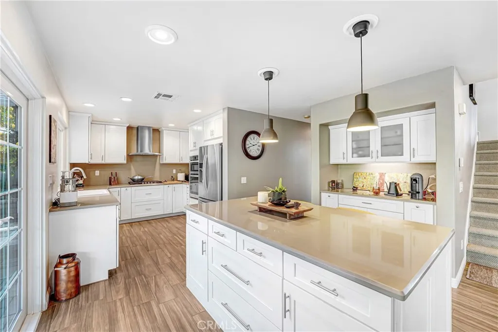 Additional image 30 of 23805 Oak View, Newhall, CA 91321