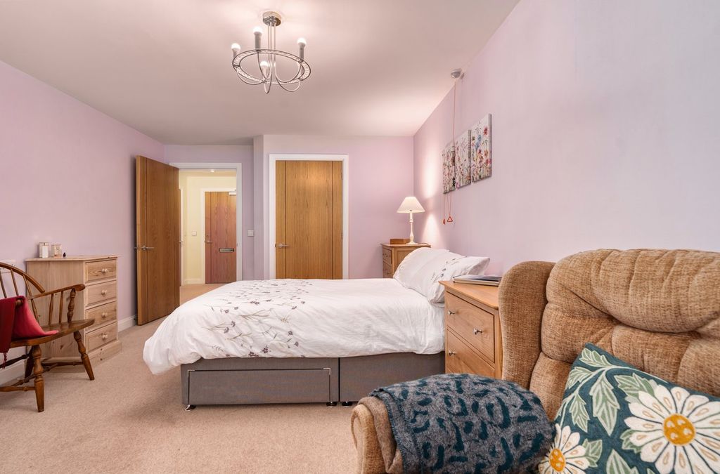 Additional image 4 of 1 bed flat for saleGloucester Road, Bath BA1