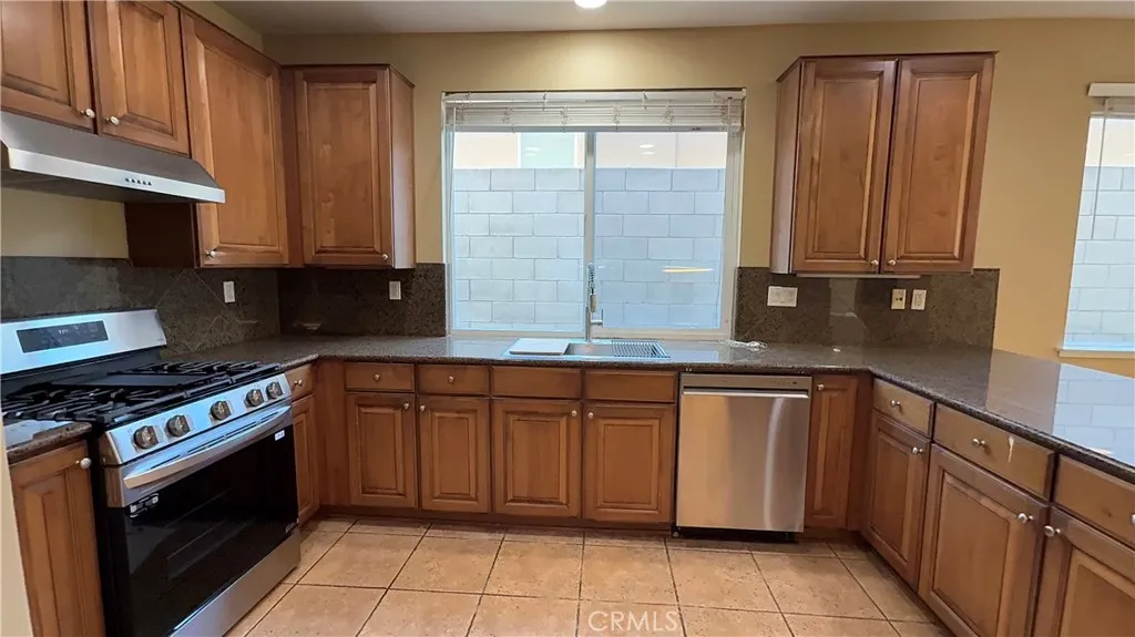 Additional image 6 of 6959 Tailwind Ln, Fontana, CA 92336