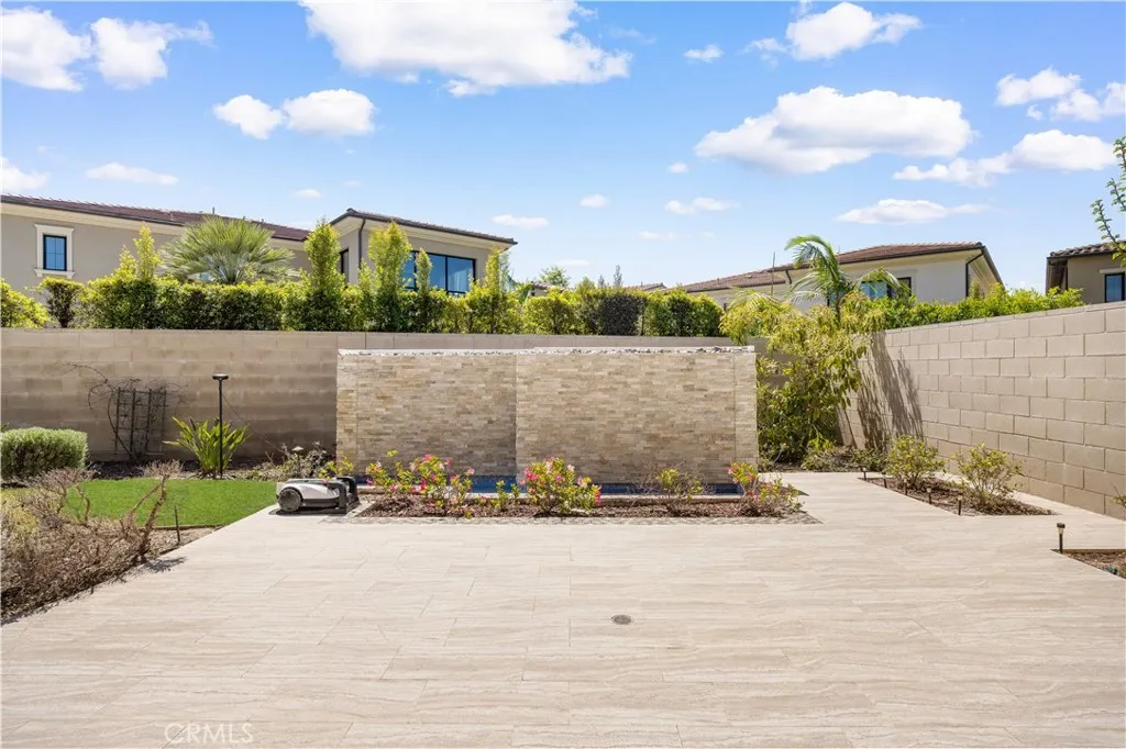 Additional image 39 of 92 Interstellar, Irvine, CA 92618