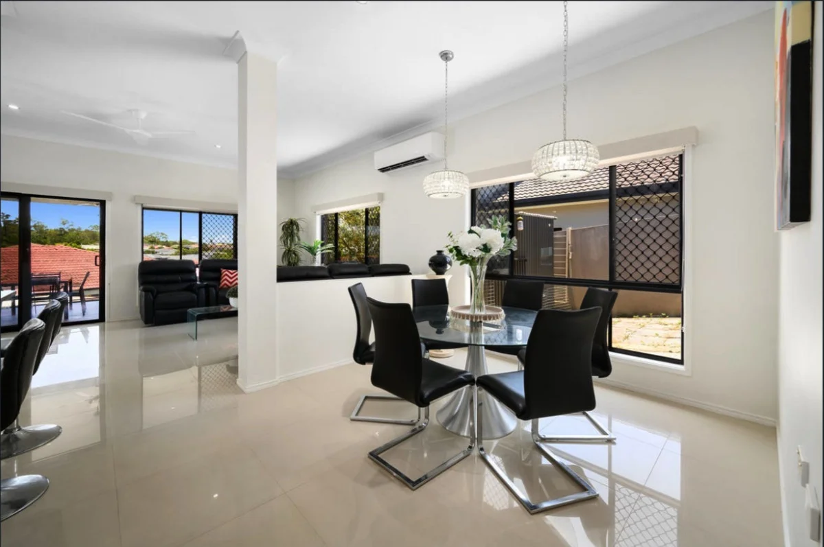 Additional image 9 of 41 Maltravers Drive, Arundel QLD 4214
