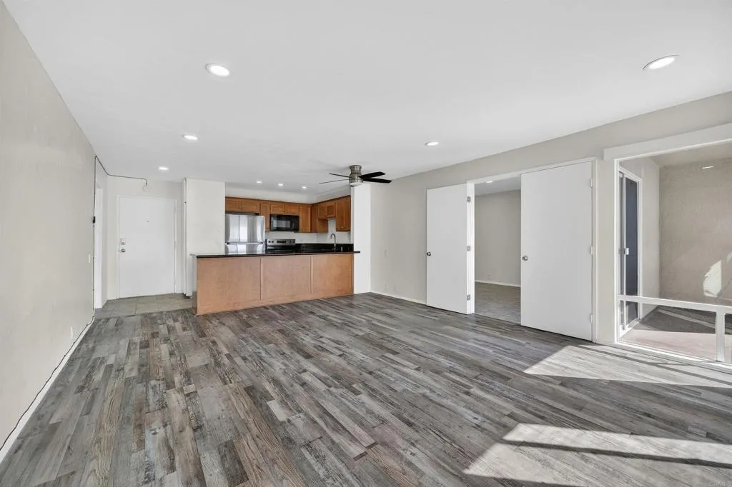 Additional image 18 of 1855 Diamond Street Unit 122, San Diego, CA 92109