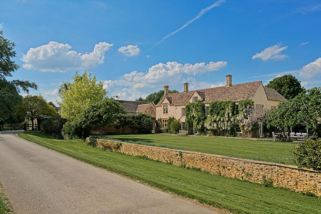 Additional image 19 of 6 bed detached house for saleLechlade, Gloucestershire GL7