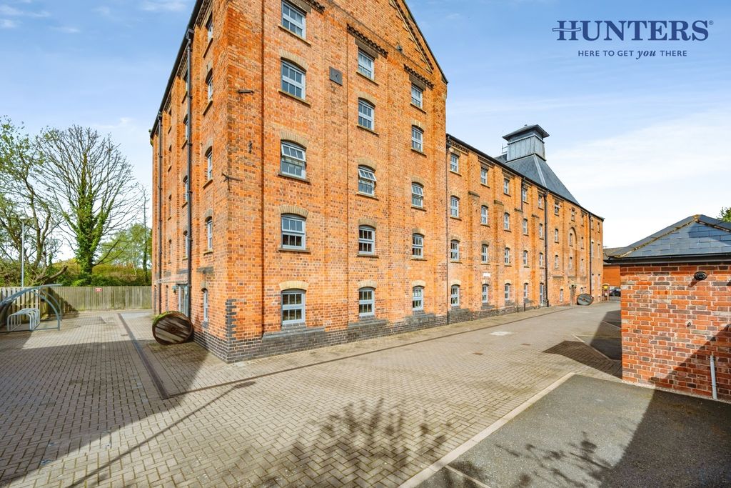 Additional image 19 of 2 bed flat for saleCairns Close, Lichfield WS14