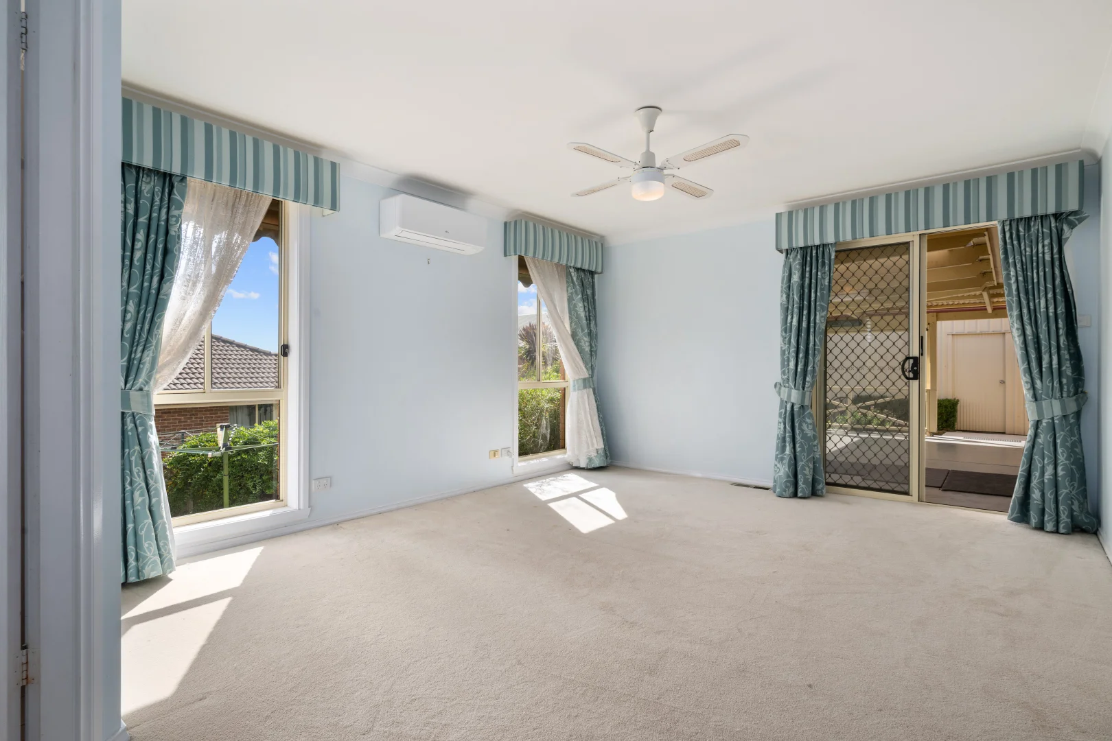 Additional image 2 of 11 Magnolia Way, Orange NSW 2800