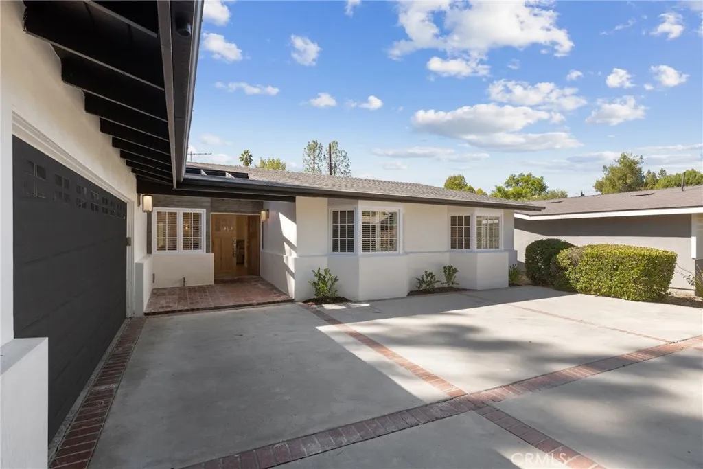 Additional image 30 of 23312 Ostronic Dr, Woodland Hills, CA 91367