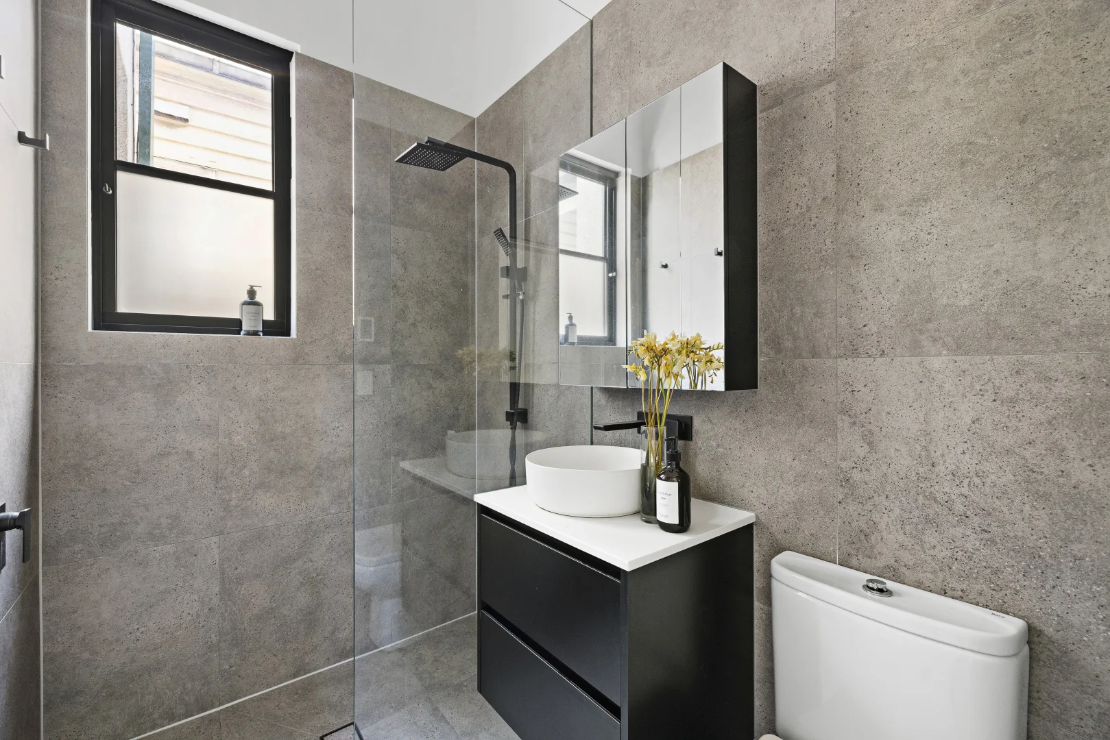 Additional image 9 of 8 Dinsdale Street, Albert Park VIC 3206