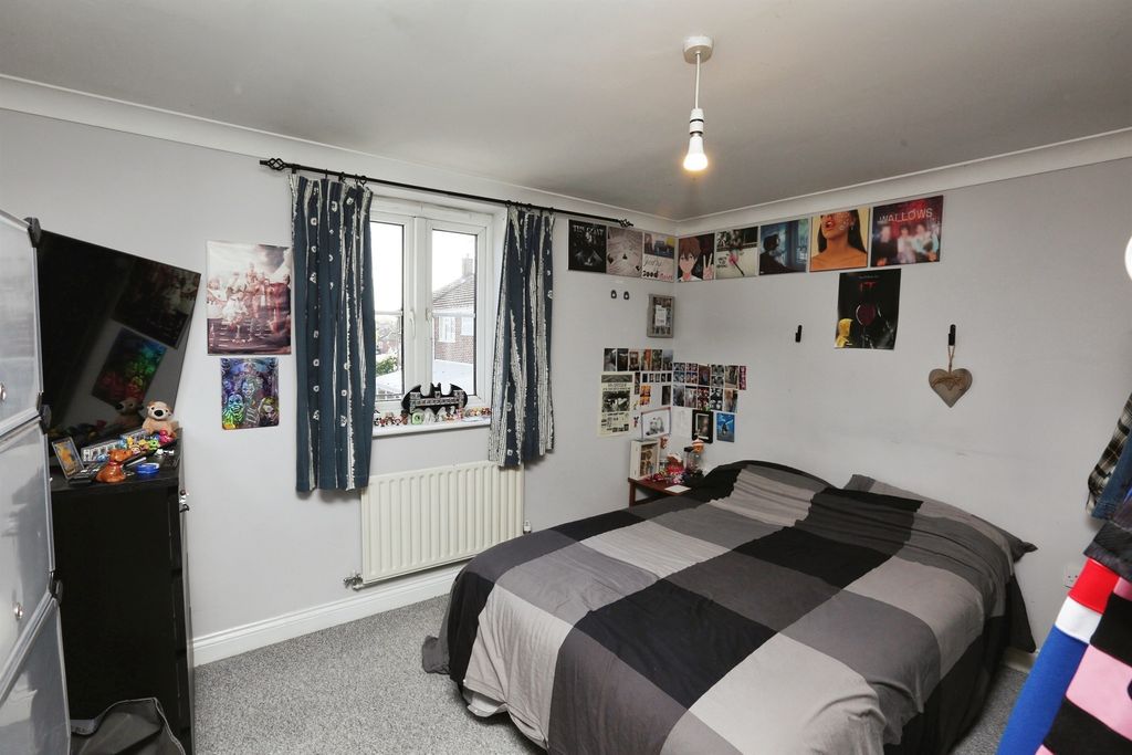 Additional image 10 of 1 bed flat for saleLower Northam Road, Hedge End, Southampton SO30