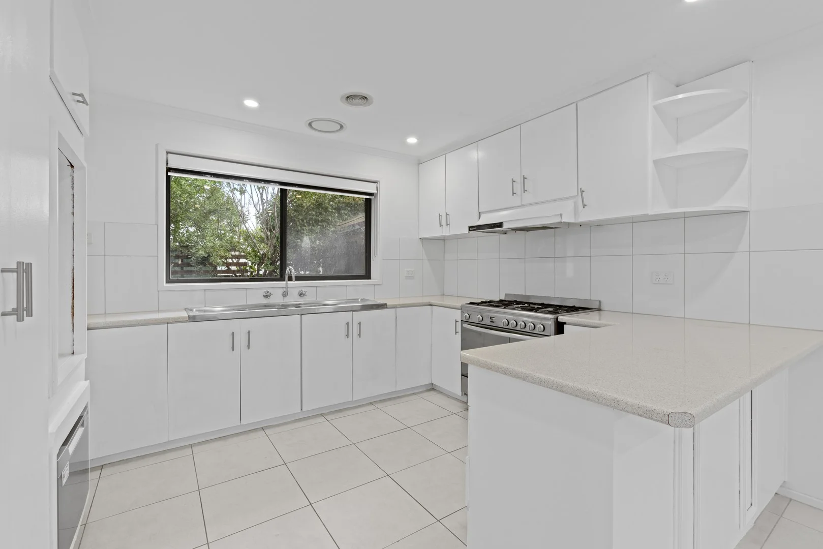 3/798 Bellarine Highway, Leopold VIC 3224
