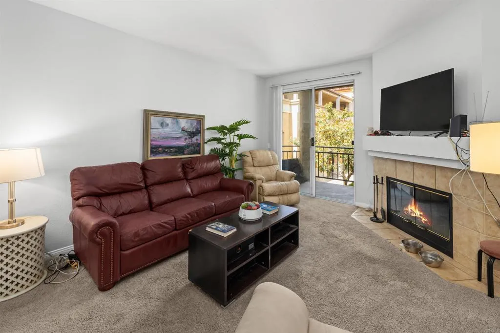 Additional image 35 of 2050 camino de la reina Unit 203, San Diego, CA 92108