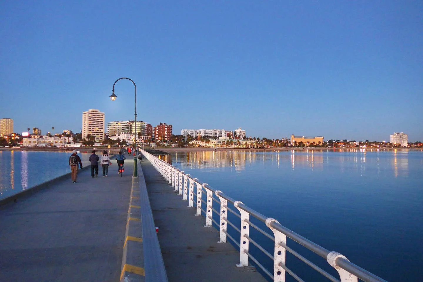 Additional image 10 of 3/20 Marine Parade, St Kilda VIC 3182