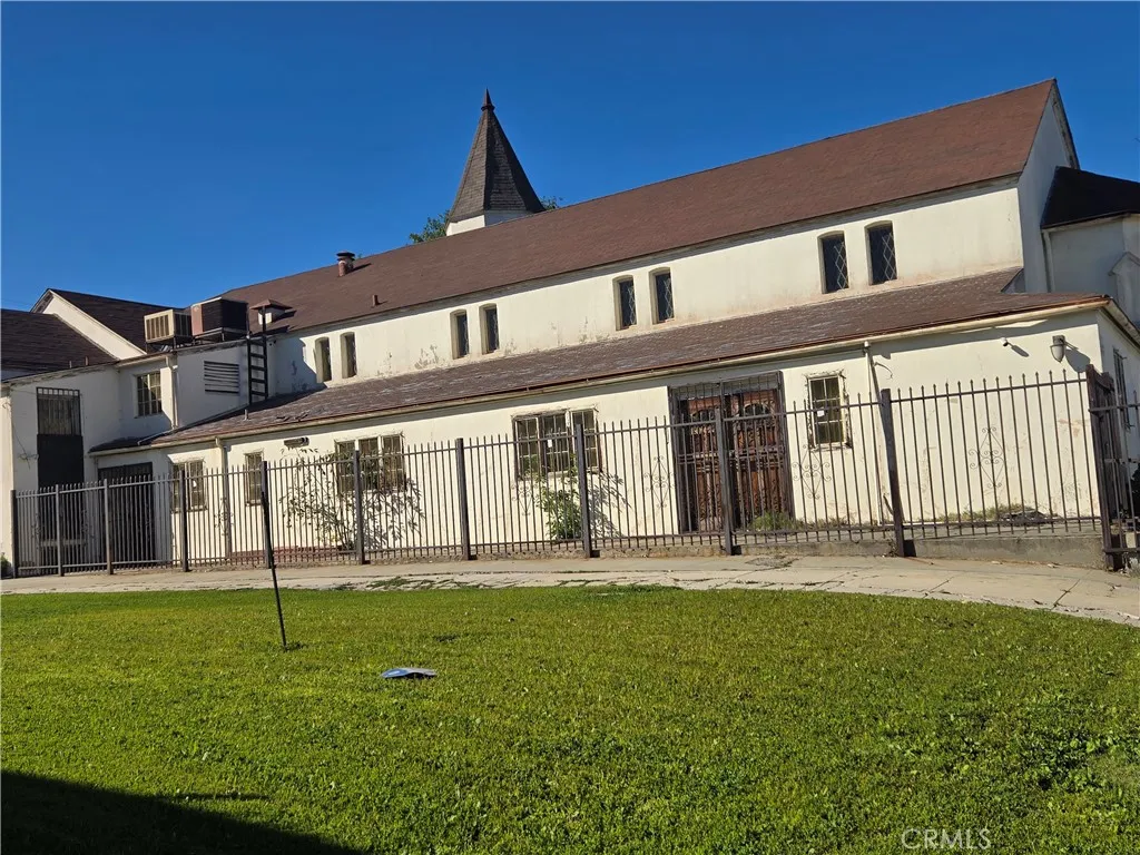 Additional image 11 of 7405 Normandie Avenue, Los Angeles, CA 90044