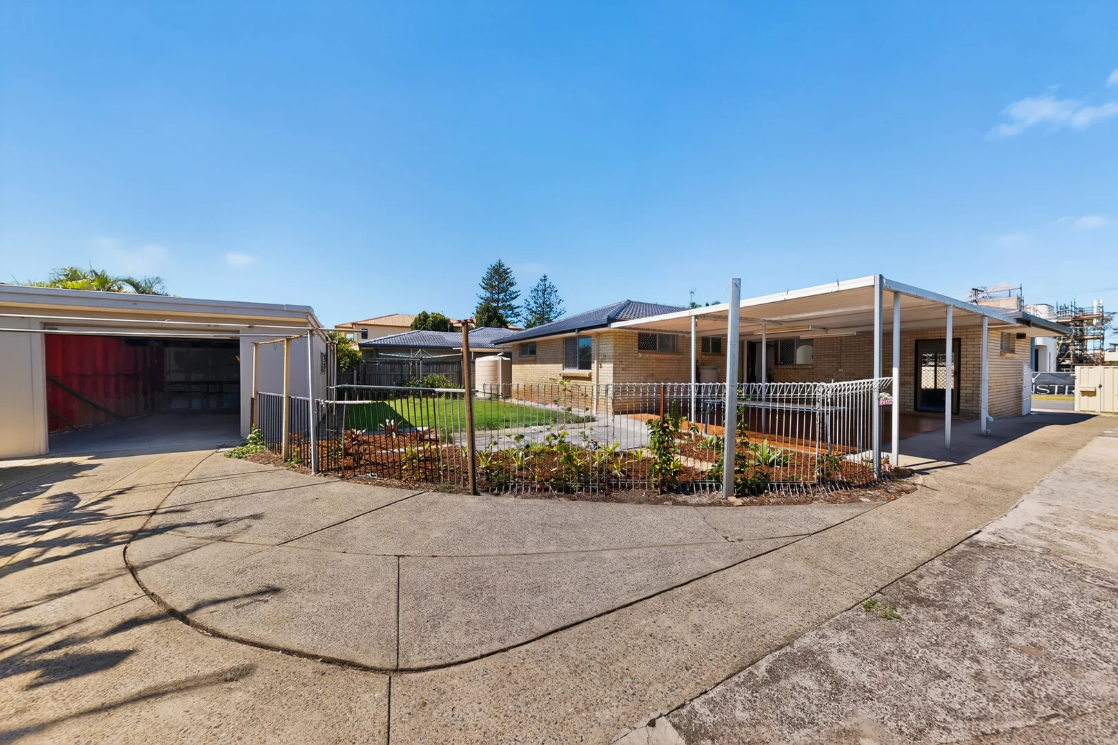 Additional image 16 of 15 Birigun St, Mermaid Waters QLD 4218