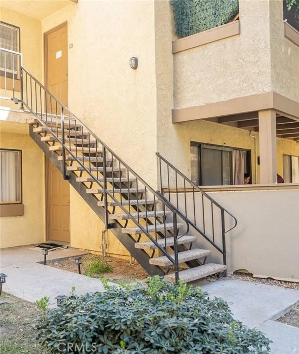 Additional image 5 of 1110 W Blaine St, Riverside, CA 92507