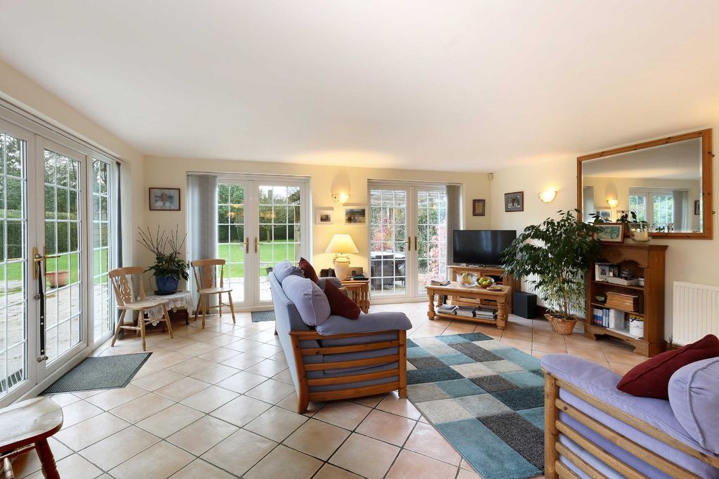 Additional image 2 of 7 bed detached house for saleWilton Crescent, Beaconsfield, Buckinghamshire HP9