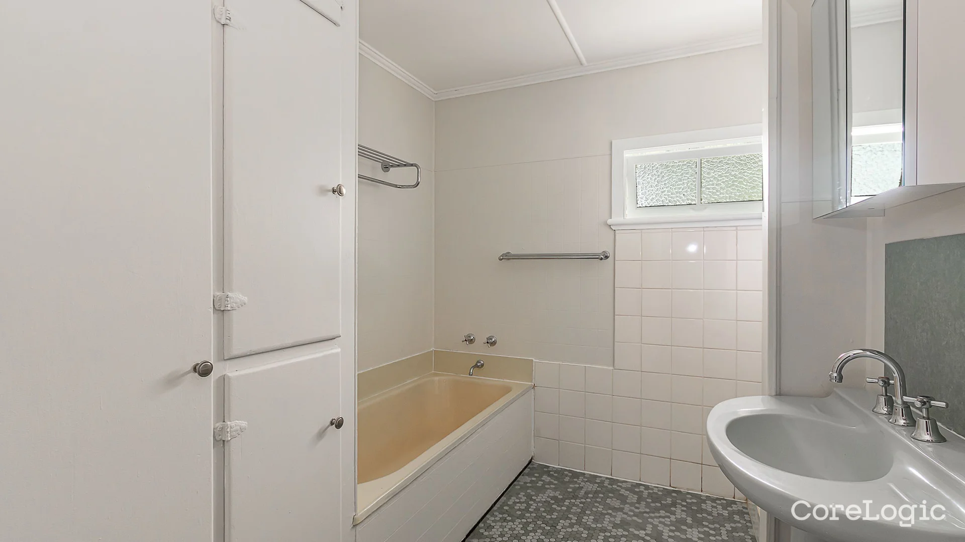 Additional image 6 of 3/135 Bundock Street, Belgian Gardens QLD 4810
