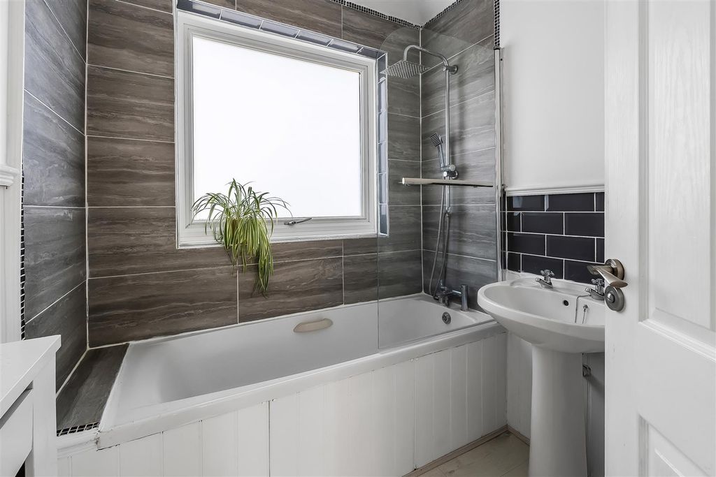 Additional image 3 of 3 bed semi-detached house for saleCleeve Road, Leatherhead KT22
