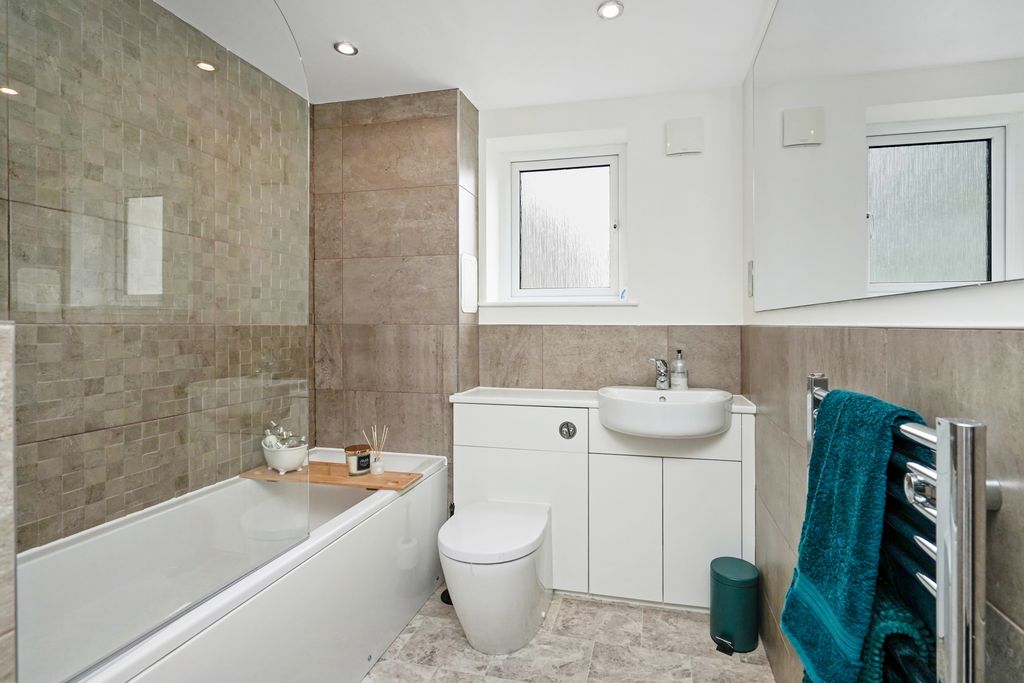 Additional image 9 of 2 bed flat for sale10C, Easter Langside Drive, Dalkeith EH22