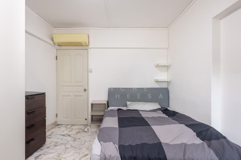 67 Telok Blangah Drive photo 4