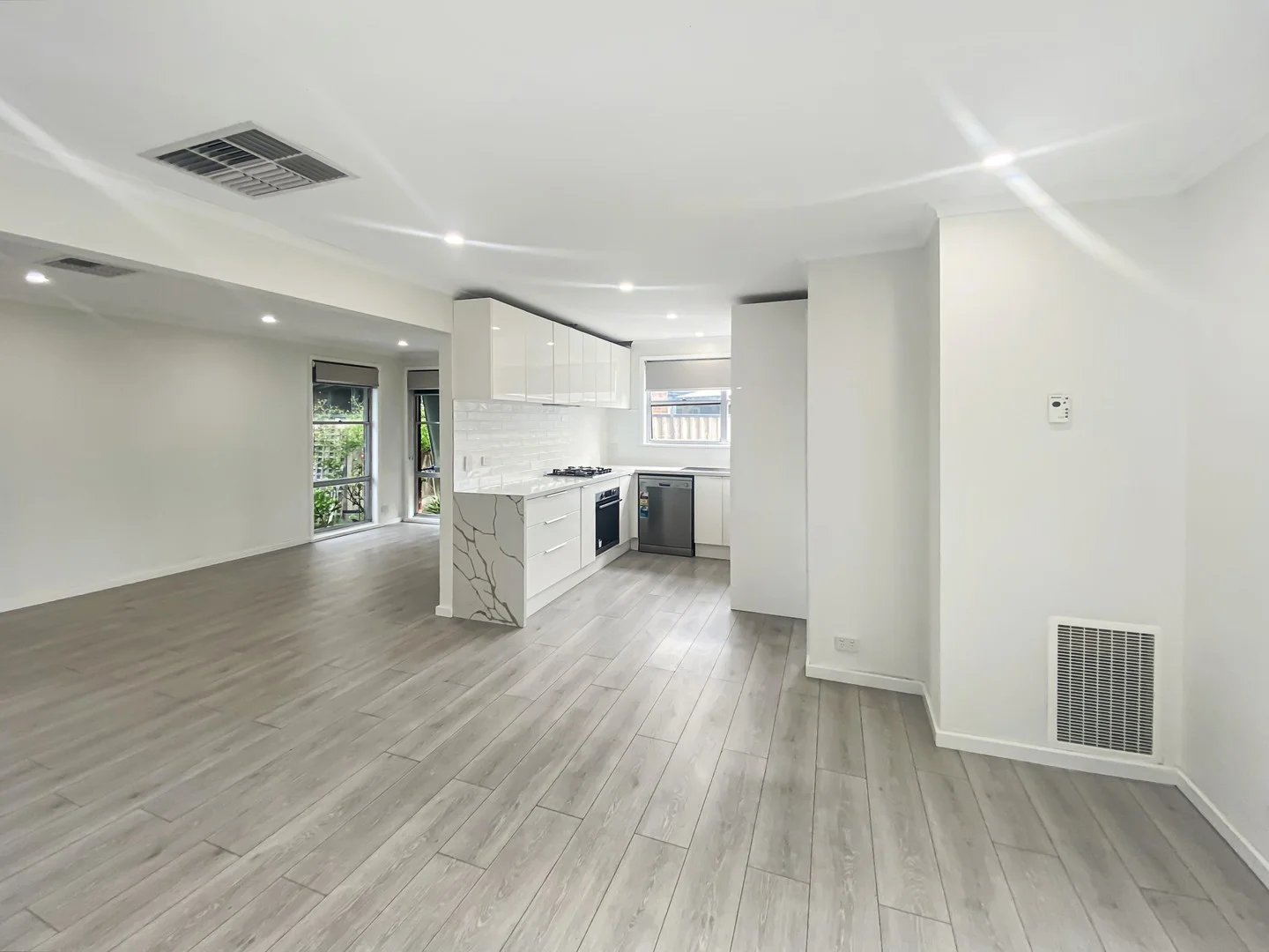 11 Hatfield Ct, Keysborough VIC 3173