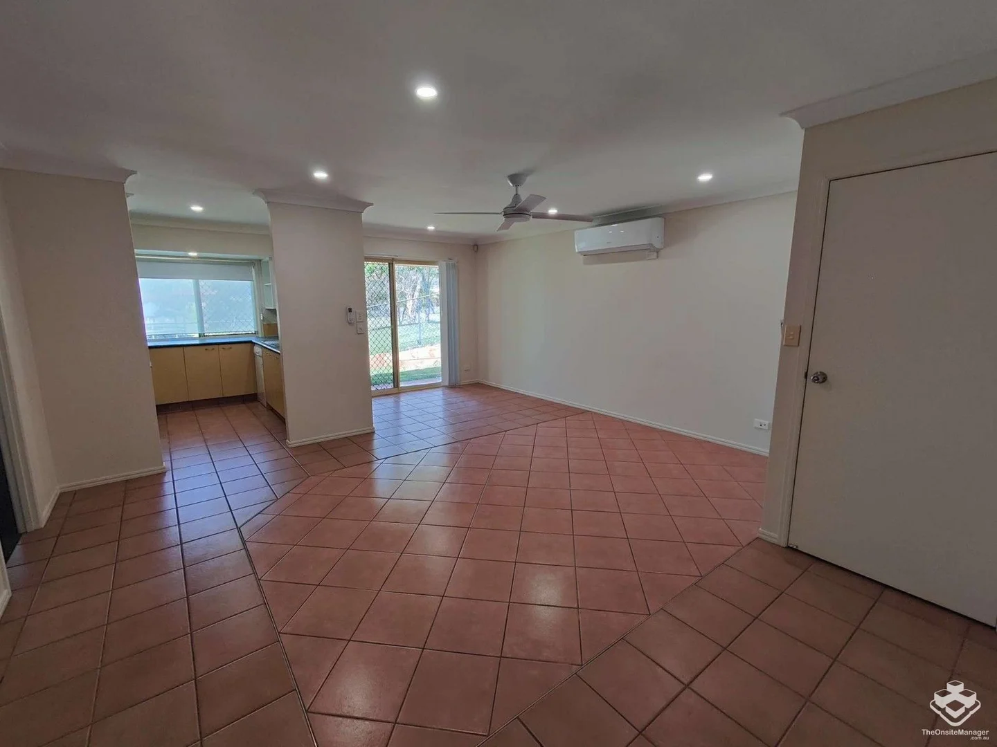 Additional image 3 of ID:21173013/1 Bridgman Drive, Reedy Creek QLD 4227