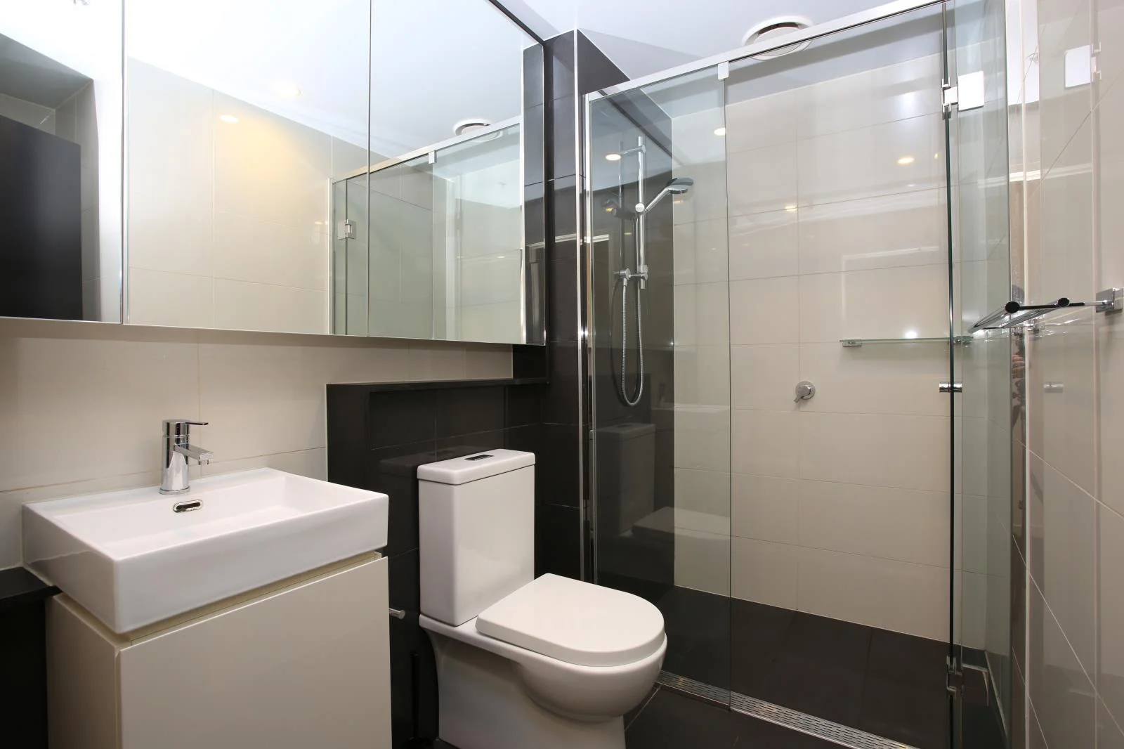 Additional image 4 of 711/3 Yarra Street, South Yarra VIC 3141