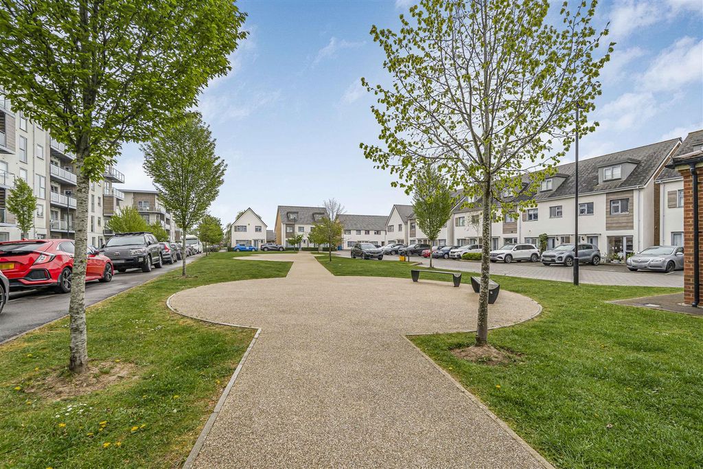 Additional image 11 of 1 bed flat for saleAlder House, Wallingford Way, Maidenhead SL6
