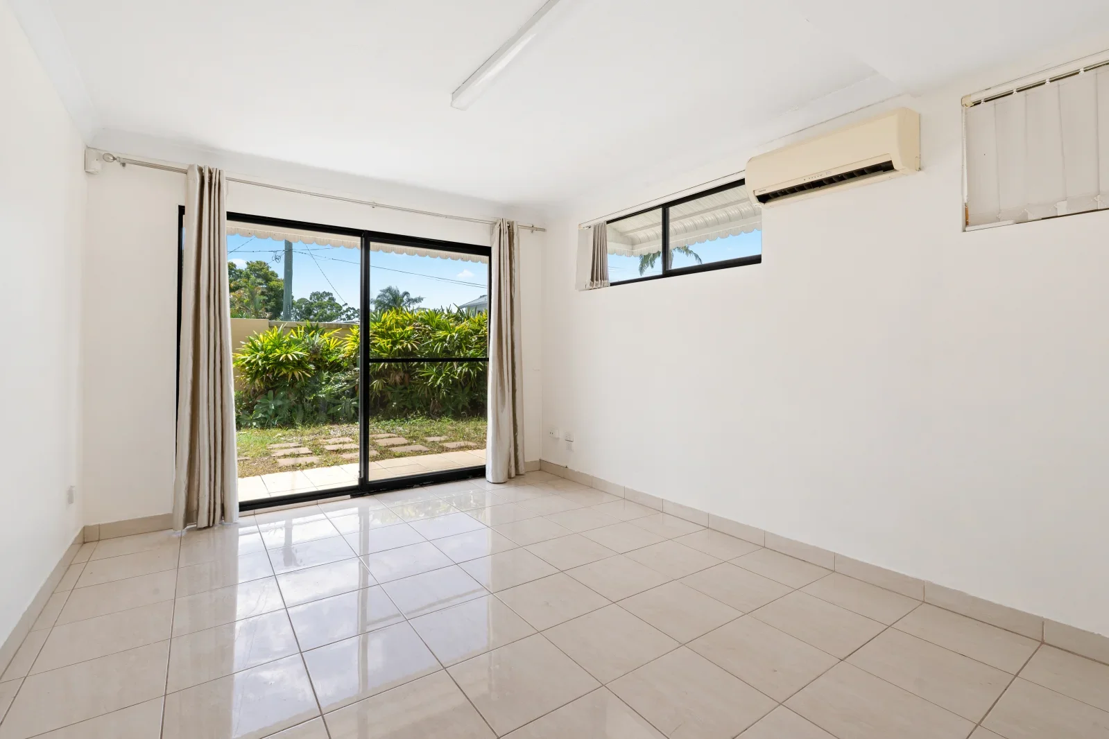 Additional image 11 of 12 Raymond Avenue, Bundall QLD 4217