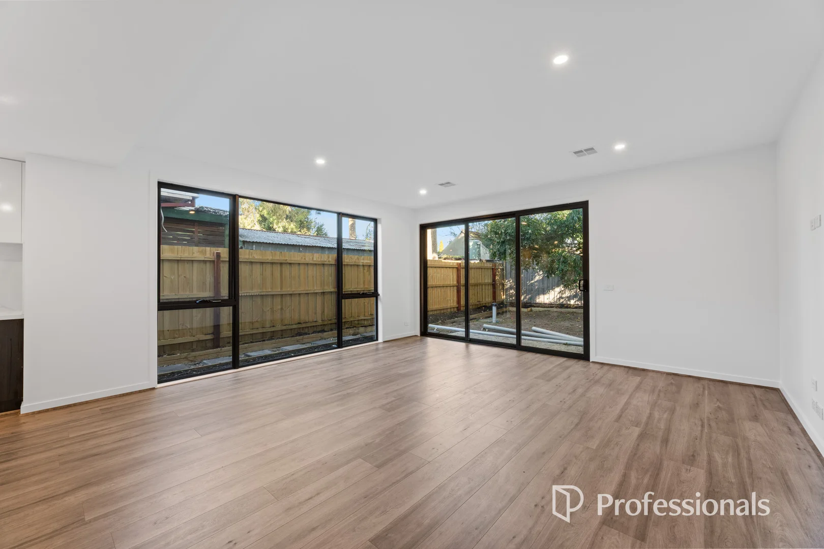 Additional image 5 of 936b Centre Road, Bentleigh East VIC 3165