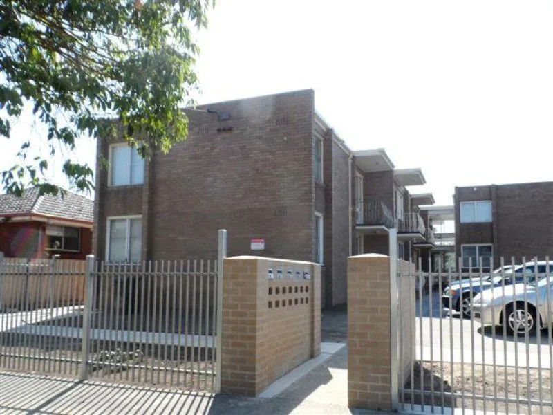 10/2A Daventry Street, Reservoir VIC 3073