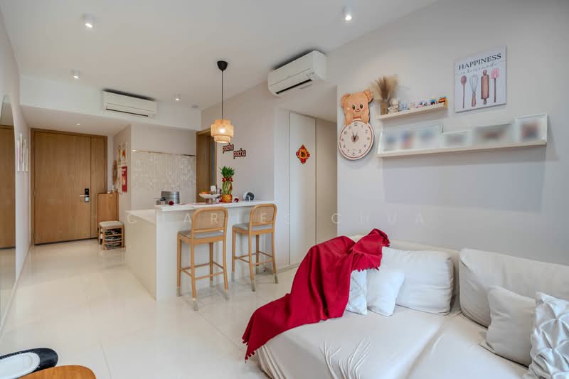 10 Hillview Rise photo 2