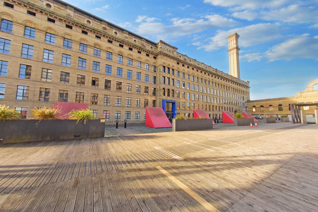 Apartment , Silk Warehouse, Lilycroft Road, Bradford