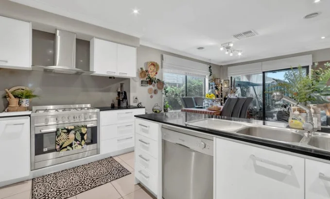 Additional image 3 of 33 George Frederick Road, Cranbourne West VIC 3977