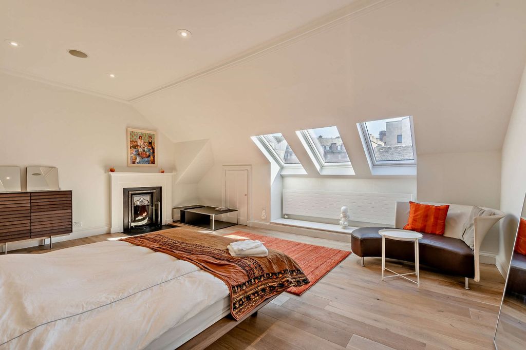 Additional image 8 of 3 bed flat for saleRutland Street, Edinburgh EH1