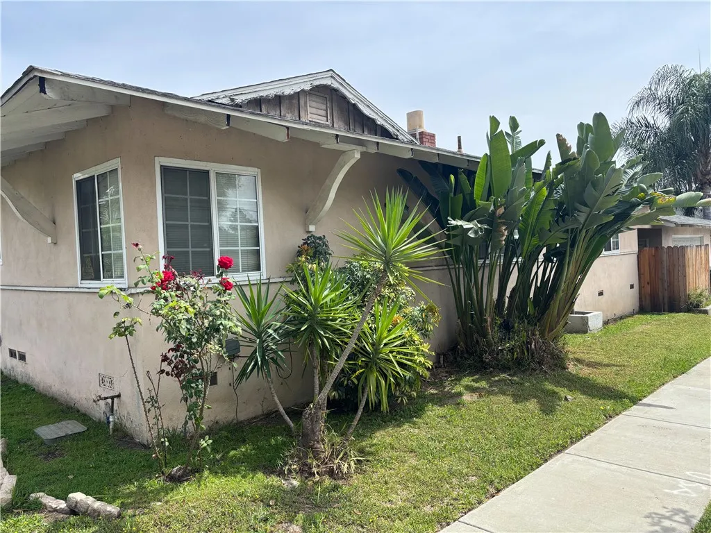 206 E Fig Avenue, Monrovia, CA 91016 photo 4