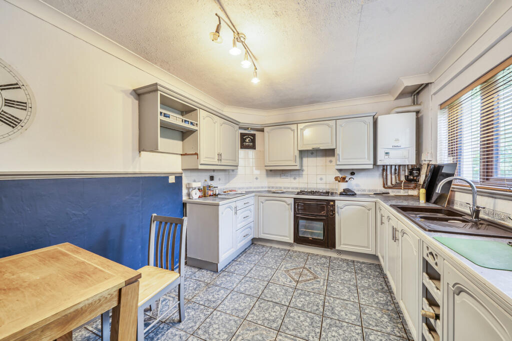 Additional image 7 of Buttershaw Drive, Bradford, BD6 3